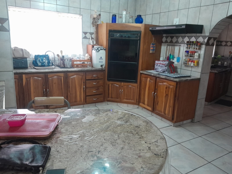4 Bedroom Property for Sale in Safari Gardens North West